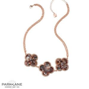 Brand new Macaroon necklace from Parklane